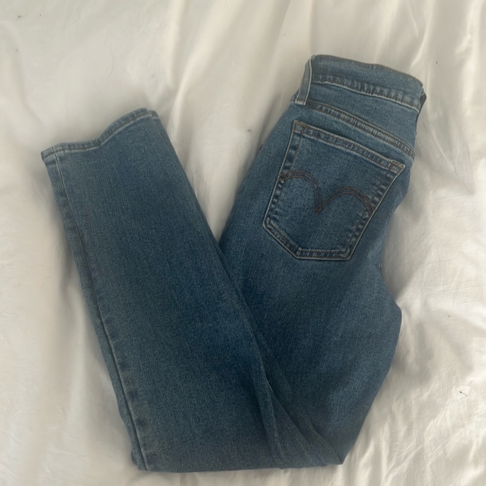 Levi’s Wedgie Straight